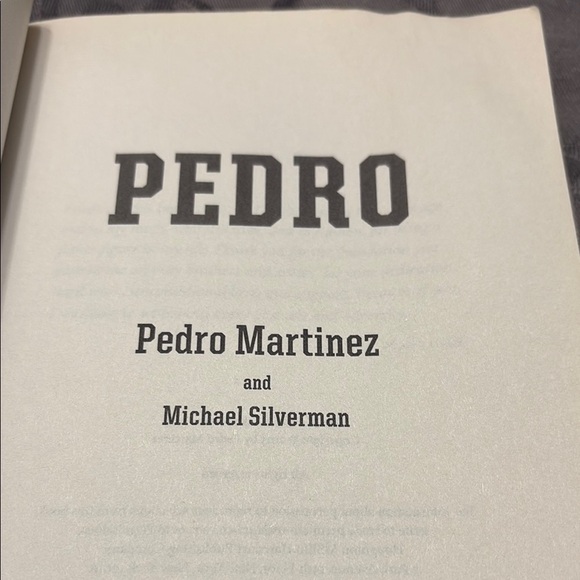 Pedro Martinez Book, baseball pitcher- preloved- good condition - Picture 5 of 8